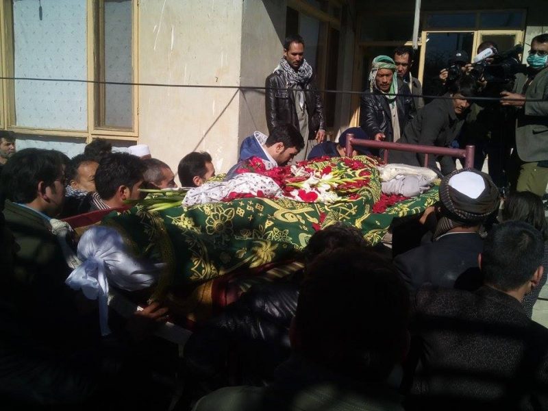 تصویر از مراسم تشیع جنازه سید جواد حسینی