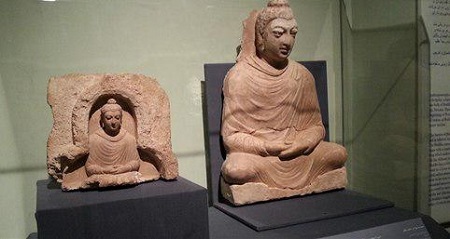 تصویر از نمایشگاه آثار باستانی افغانستان در شهر پراگ برگزار می شود
