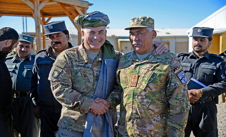 تصویر از افغانستان به پشتیبانی دراز مدت نیاز دارد/ ۵۰۰ امریکایی عازم هلمند شد