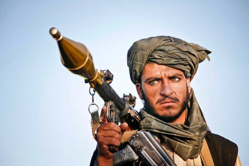 تصویر از طالبان، اگر جنگ را ادامه دهید، ما از ادامه جنگ خسته نمی‌شویم