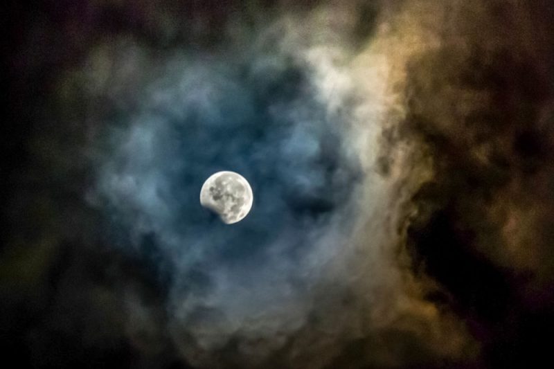 تصویر از گزارش تصویری از ماه گرفتگی دیشب