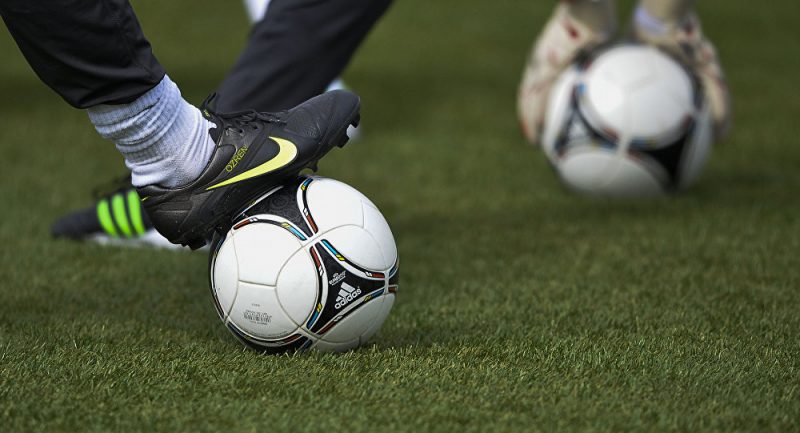 تصویر از گل که کرونا وارد دروازه فوتبال جهان کرد ـ فوتبال تعطیل شد