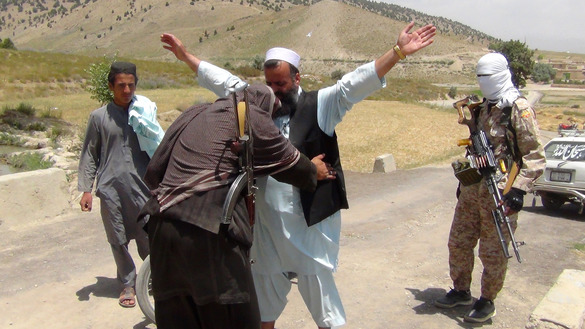 تصویر از هر خانواده مکلف است ماهانه مبلغ ۵۰ افغانی به طالبان بپردازد
