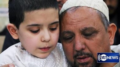 تصویر از پدر عبدالرئوف: افراد دولت سابق افغانستان پسرم را ربوده بودند
